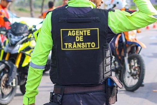Trânsito sofre mudança na Avenida Cruz das Armas nesta terça-feira