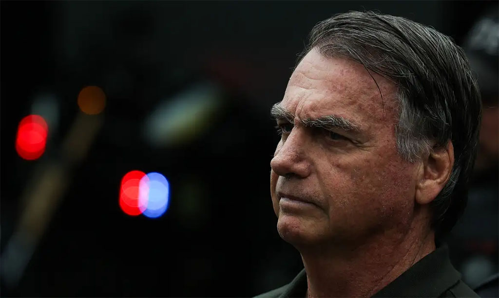 Trama golpista: defesa de Bolsonaro desiste de suspensão da pena
