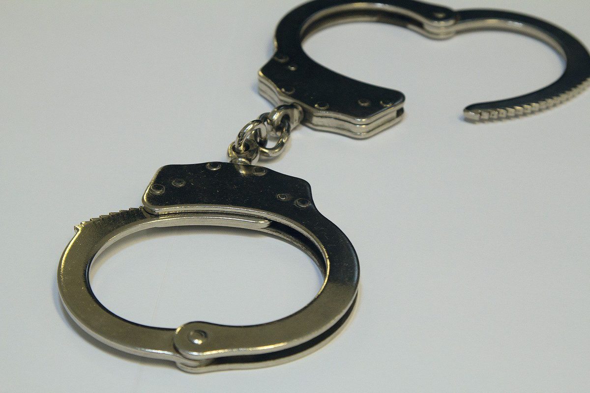 Polícia prende foragido da justiça por tráfico de drogas em bar no município de Sossego