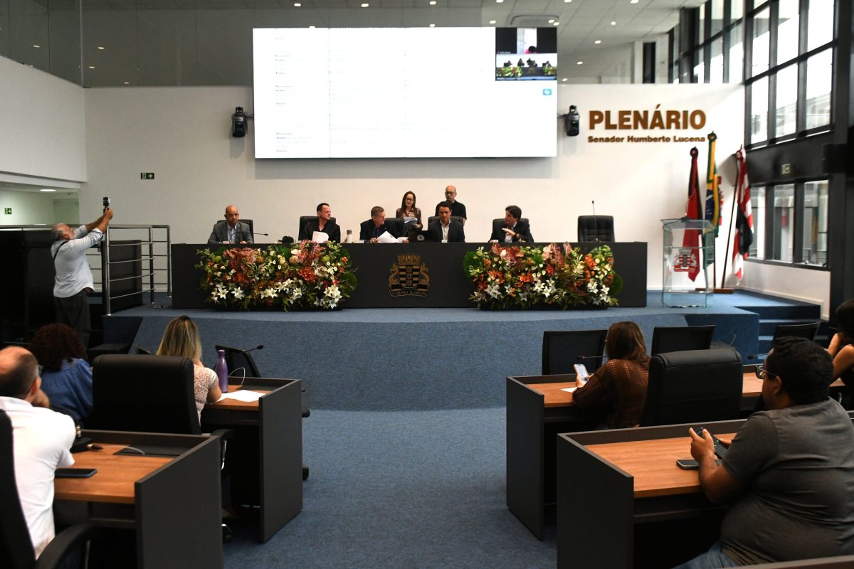 Vereadores da CMJP repercutem escândalo que envolve ministro do STF e pedem punição