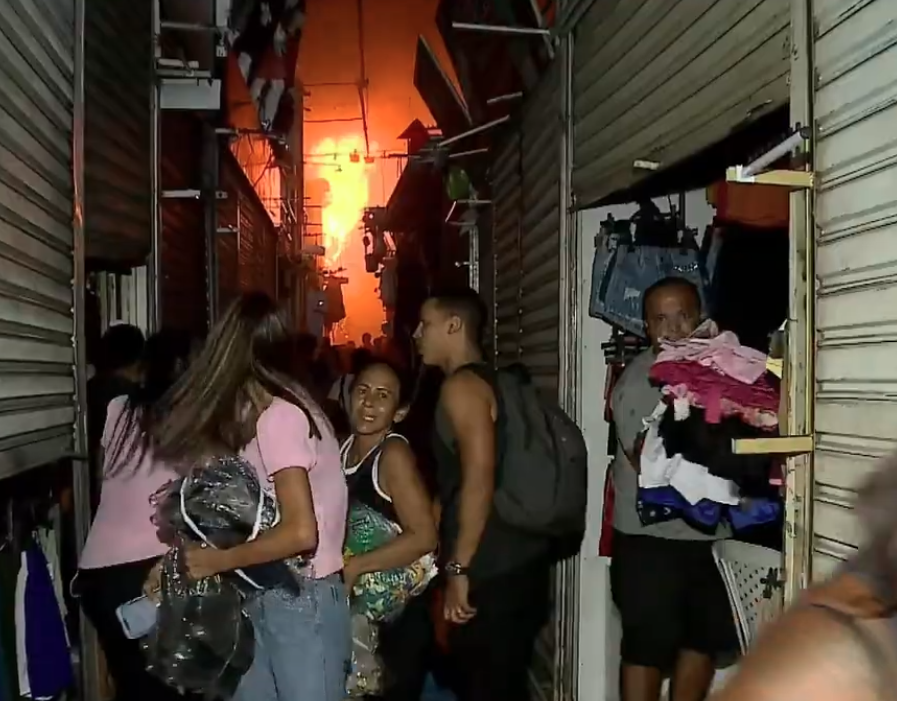 Comerciantes continuam sem energia após incêndio em João Pessoa
