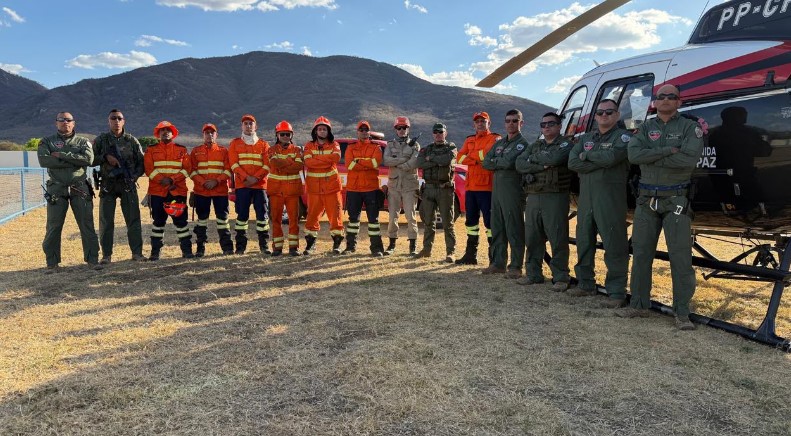 Bombeiros encerram força-tarefa em serra no Sertão