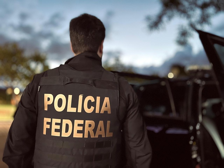 Polícia Federal prende homem suspeito de estelionato em Sousa