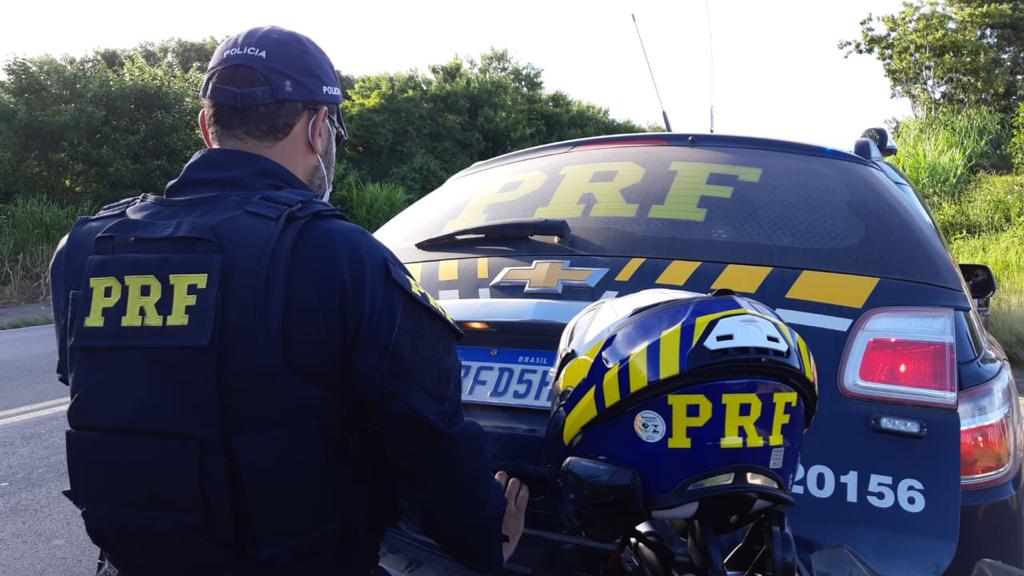 PRF flagra mais de dois mil motoristas acima do limite na Paraíba