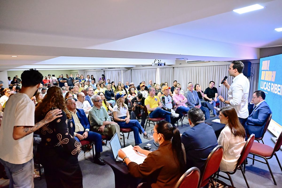Rosália Lucas participa de sabatina com Lucas Ribeiro em João Pessoa