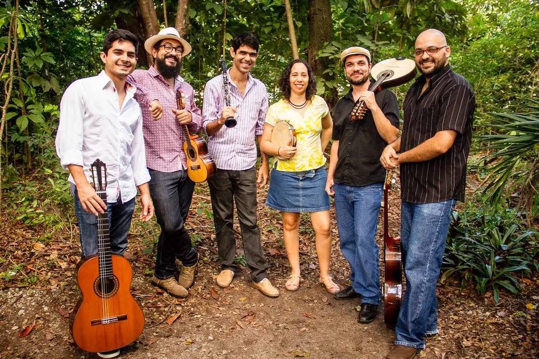 Grupo Pé de Choro é a atração deste sábado no Sabadinho Bom
