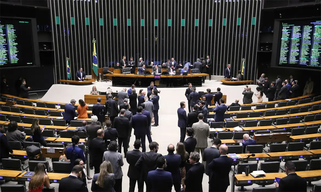 Câmara dos Deputados celebra 30 anos do programa de visitação institucional