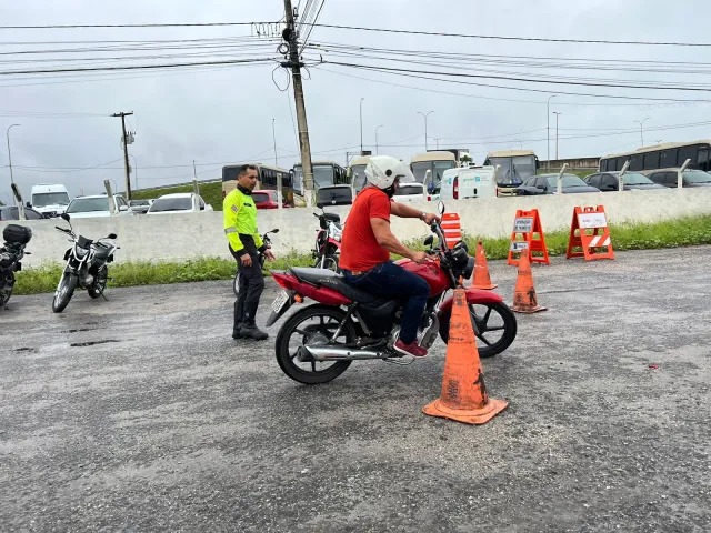 Semob-JP promove curso gratuito de pilotagem segura para motociclistas