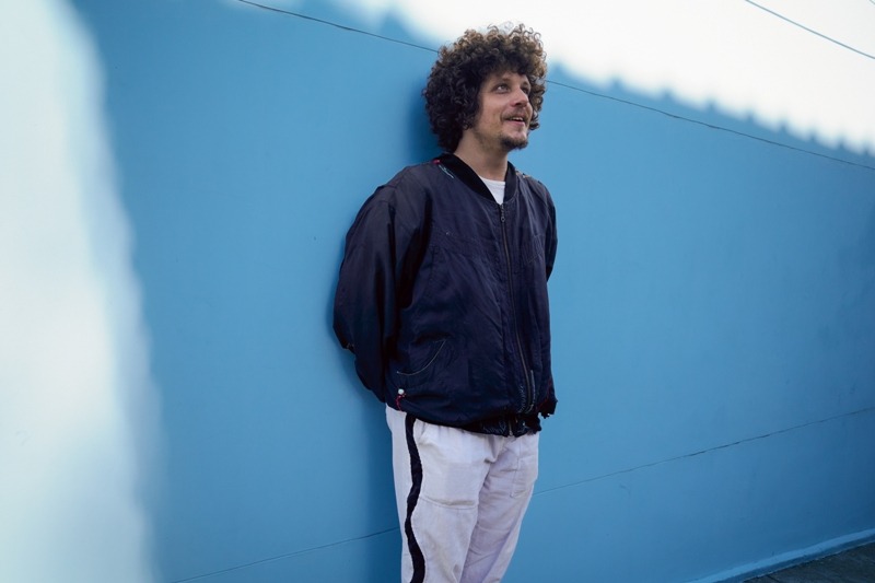 Cantor Chico Chico apresenta turnê em Campina Grande