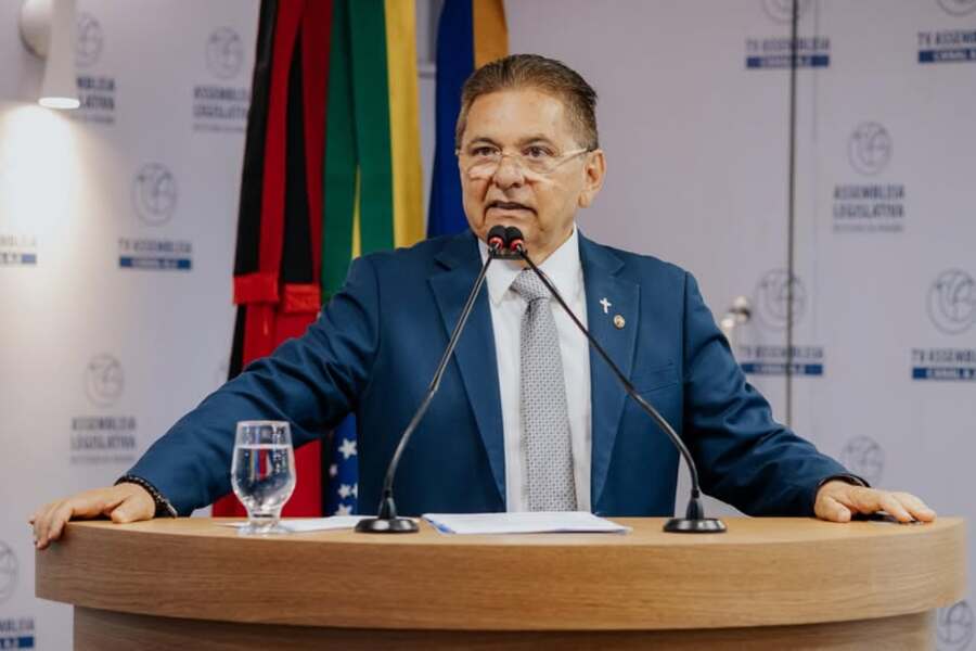 Presidente da ALPB coloca o seu nome à disposição para 2028