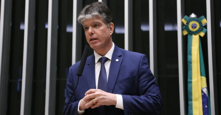 Câmara aprova proposta de Ruy Carneiro sobre epilepsia no SUS