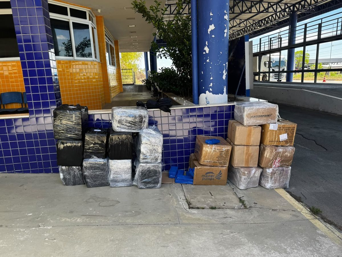 Caminhoneiro da Paraíba é preso com drogas na Bahia