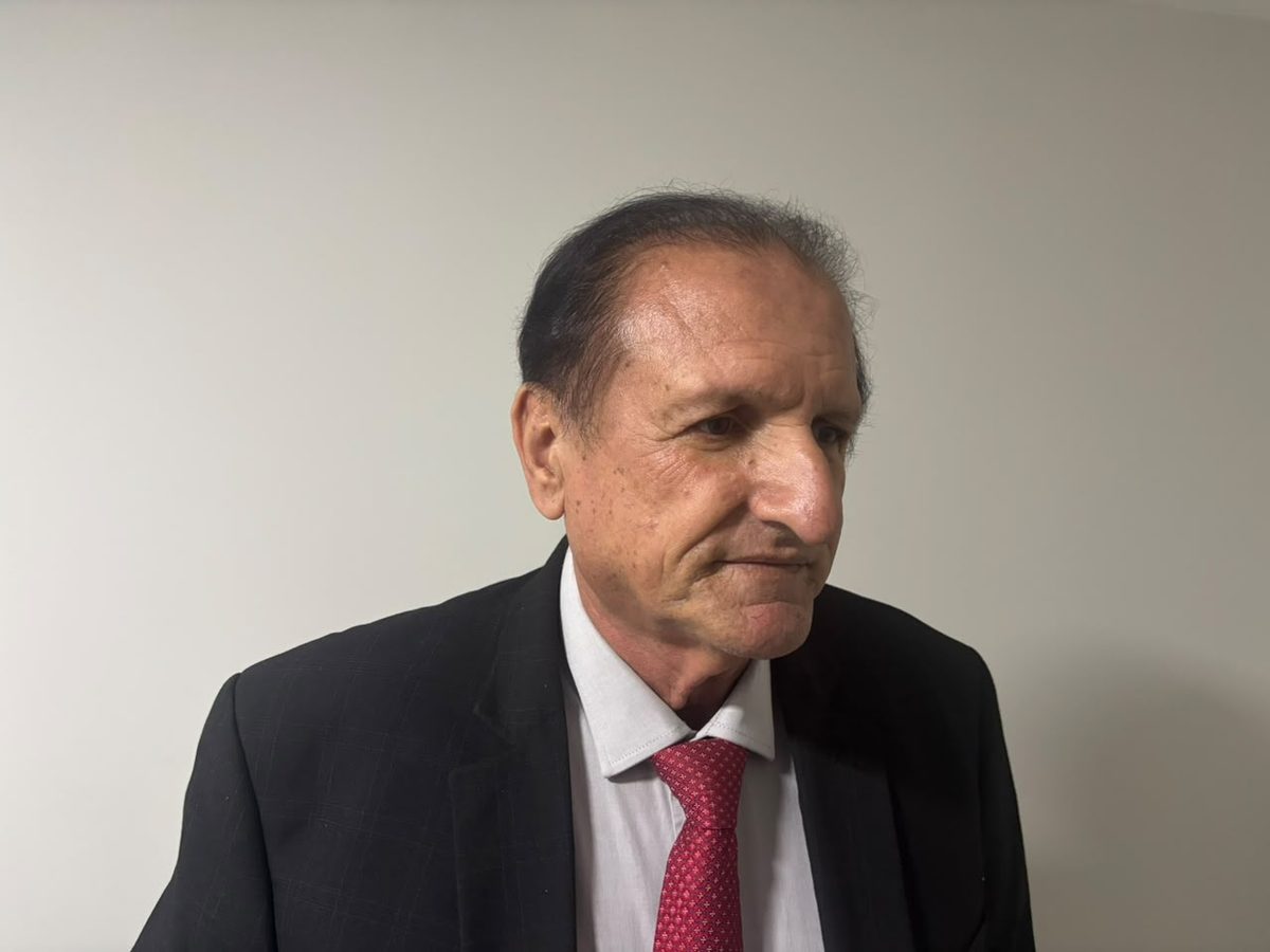 Hervázio Bezerra aguarda definição sobre voto para o Senado