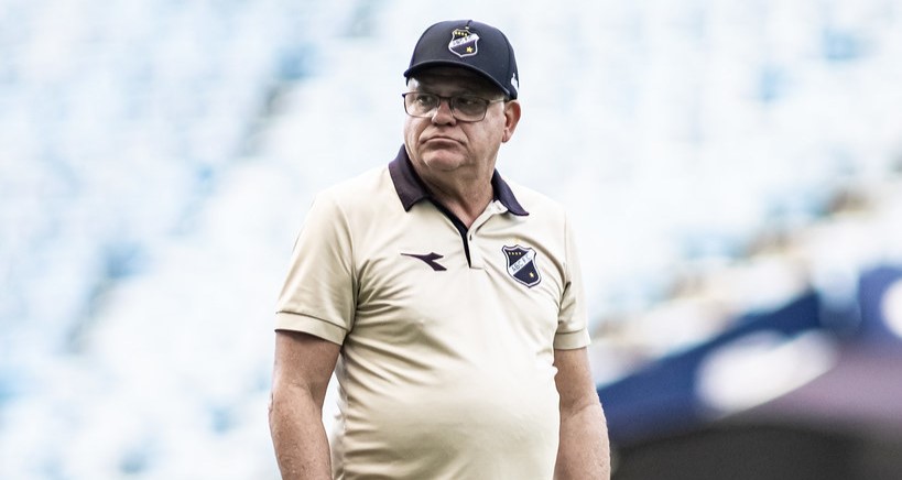 Waguinho Dias é oficializado como novo técnico do Serra Branca