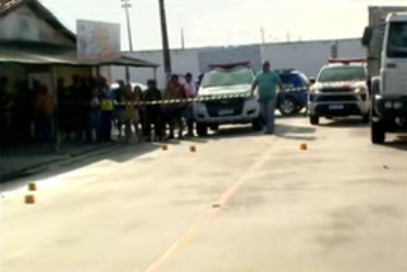 Dois jovens são assassinados a tiros na Região Metropolitana