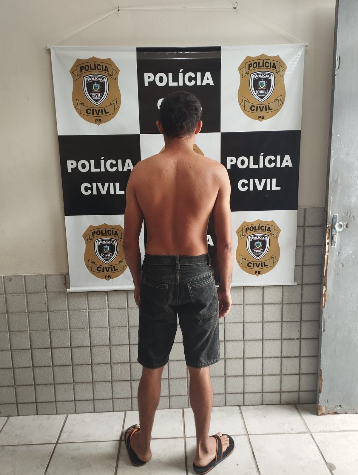 Homem é preso suspeito de matar o irmão com golpes de facão em Cuitegi