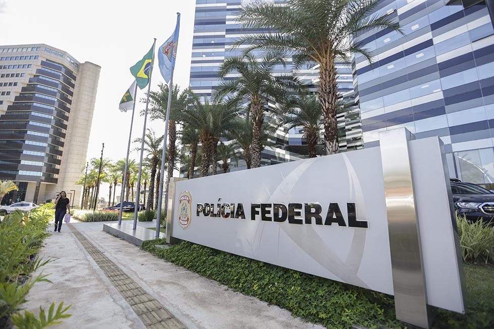Brasil ganha novas regras para ter maior controle sobre produtos químicos