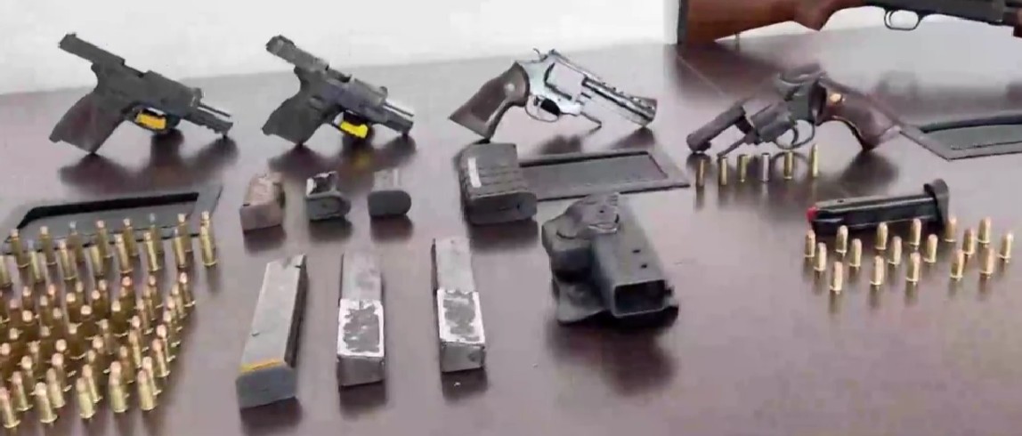 Operação policial termina com três mortos e armas apreendidas em Bayeux