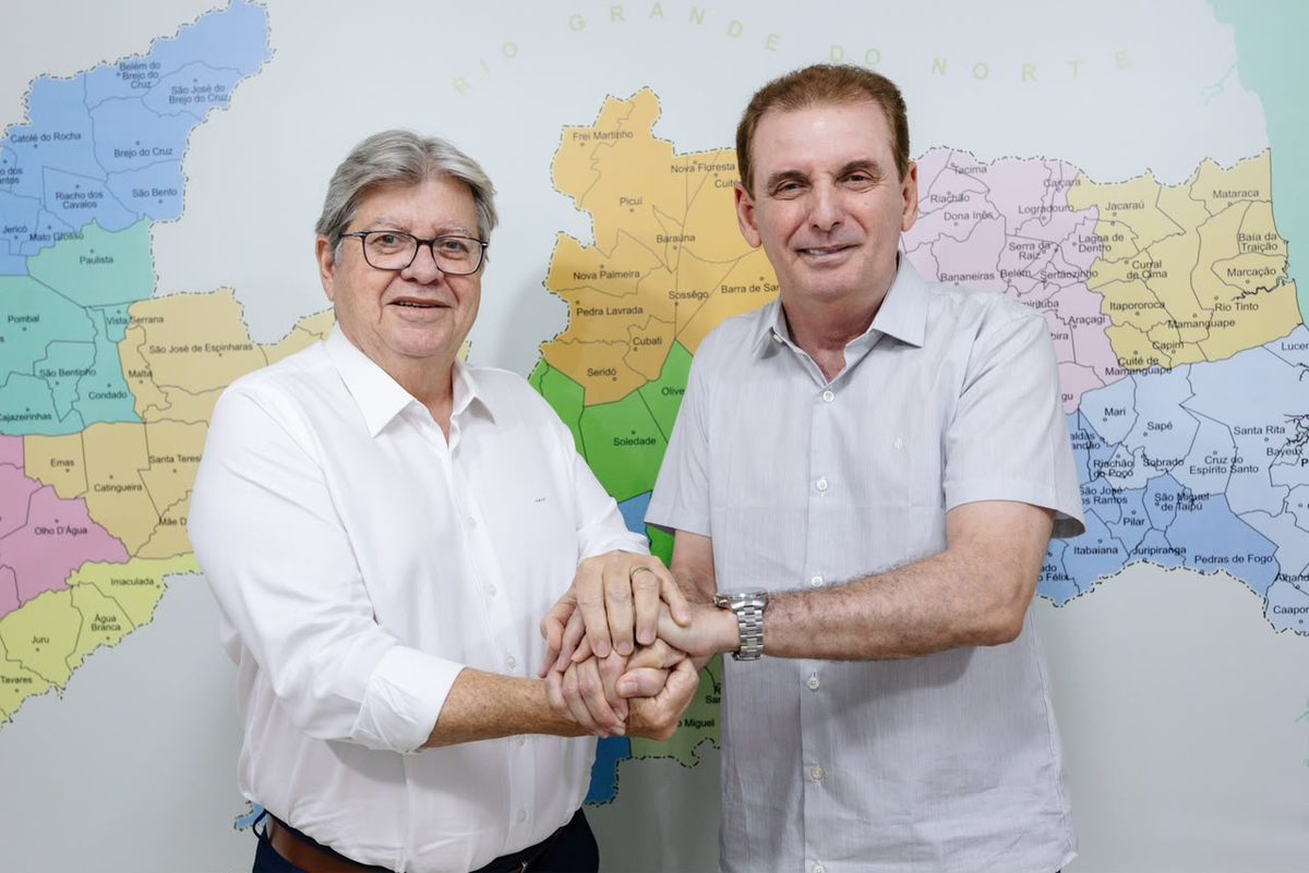 João Azevêdo anuncia suplentes para o Senado Federal