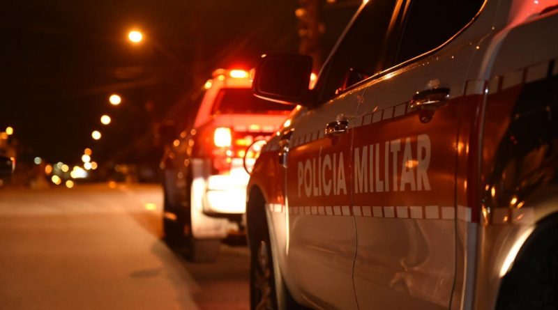 Criminosos invadem posto e tentam violar caixa eletrônico