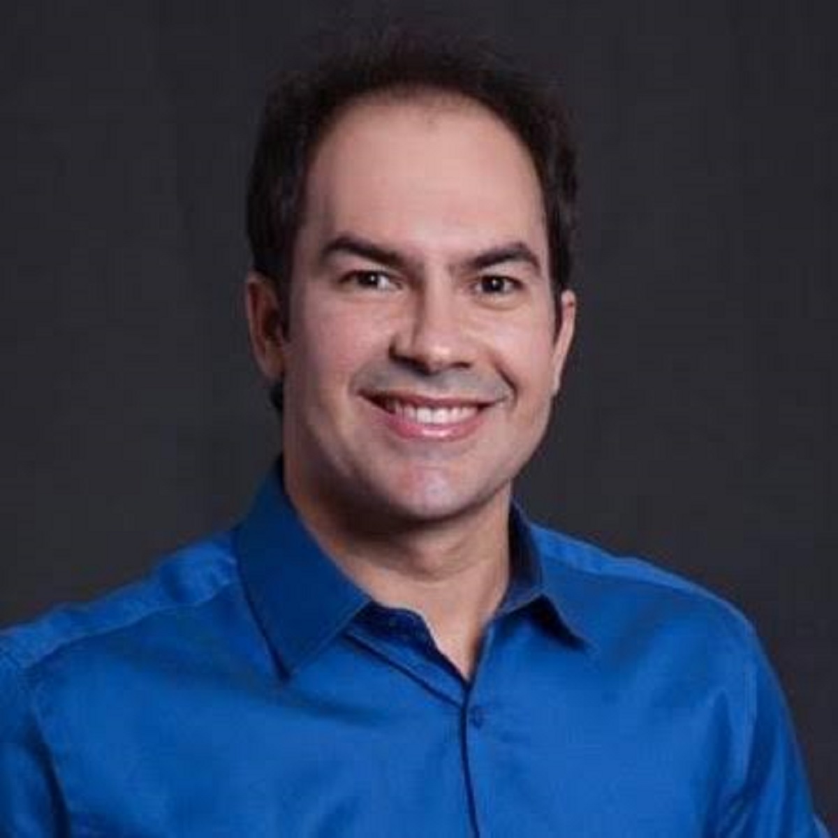 Segundo Domiciano garante apoio a Flávio Bolsonaro no segundo turno
