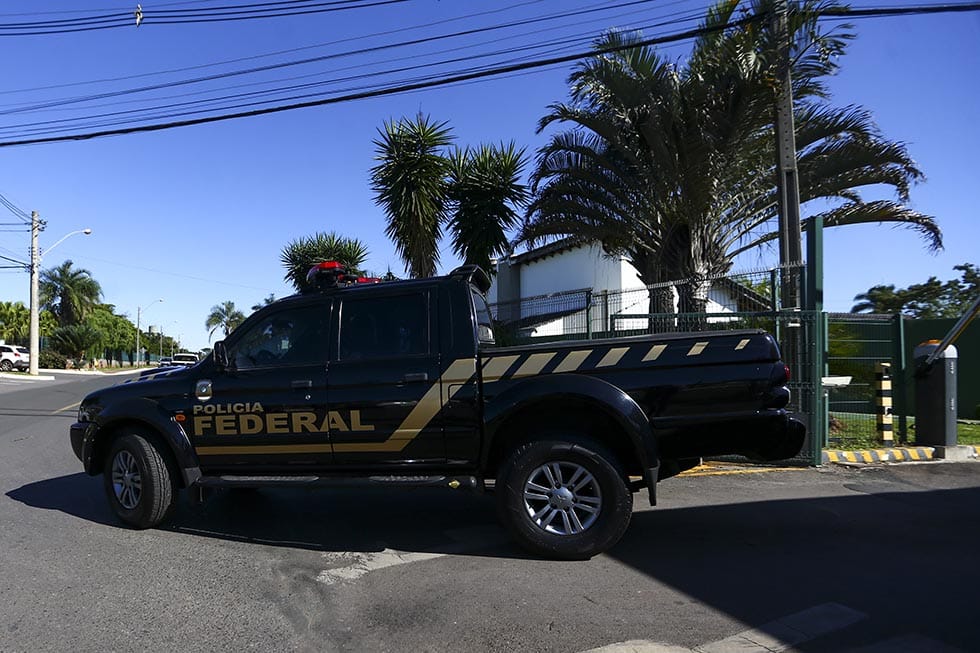 Caso Master: PF cumpre mandados em instituto de previdência de Maceió