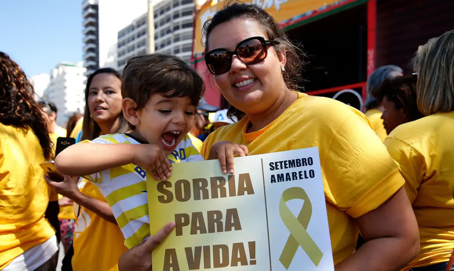 Professora destaca papel da cultura no combate ao isolamento durante Setembro Amarelo
