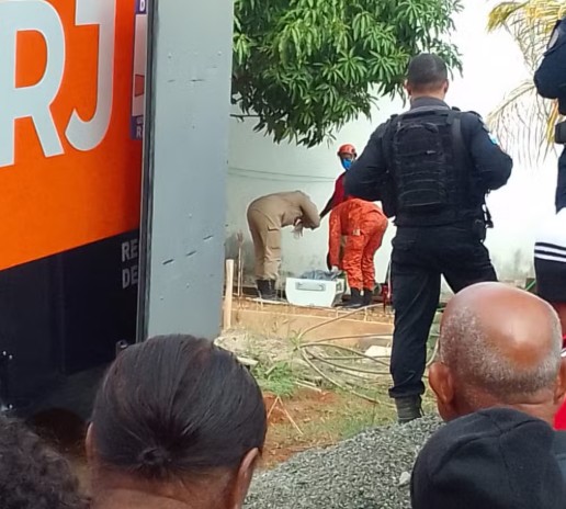 Adolescente confessa ter matado os pais e o irmão em Itaperuna