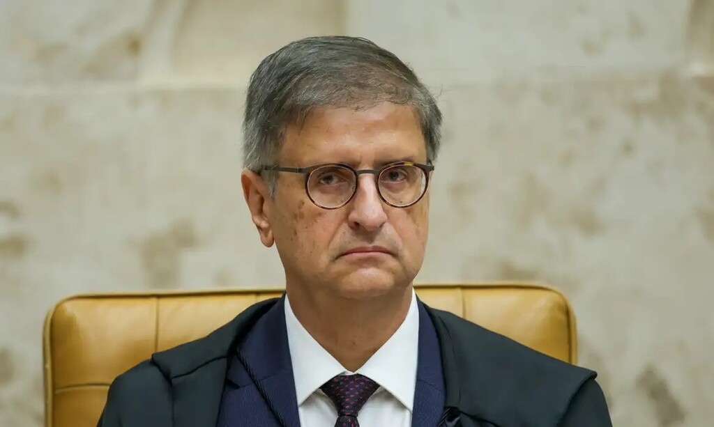 Delegados da PF fazem pressão para afastar PGR de investigações