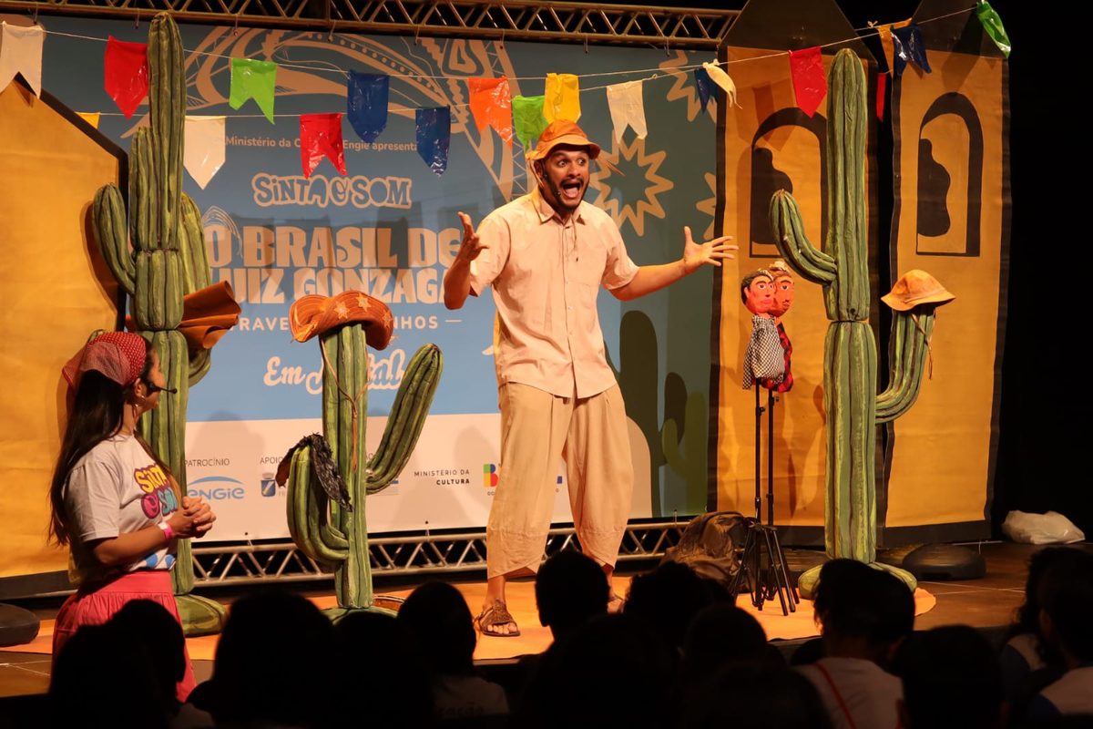 Estudantes da rede municipal participam de espetáculo musical em João Pessoa