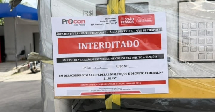 Procon-JP interdita bicos de bomba de gasolina em Jaguaribe