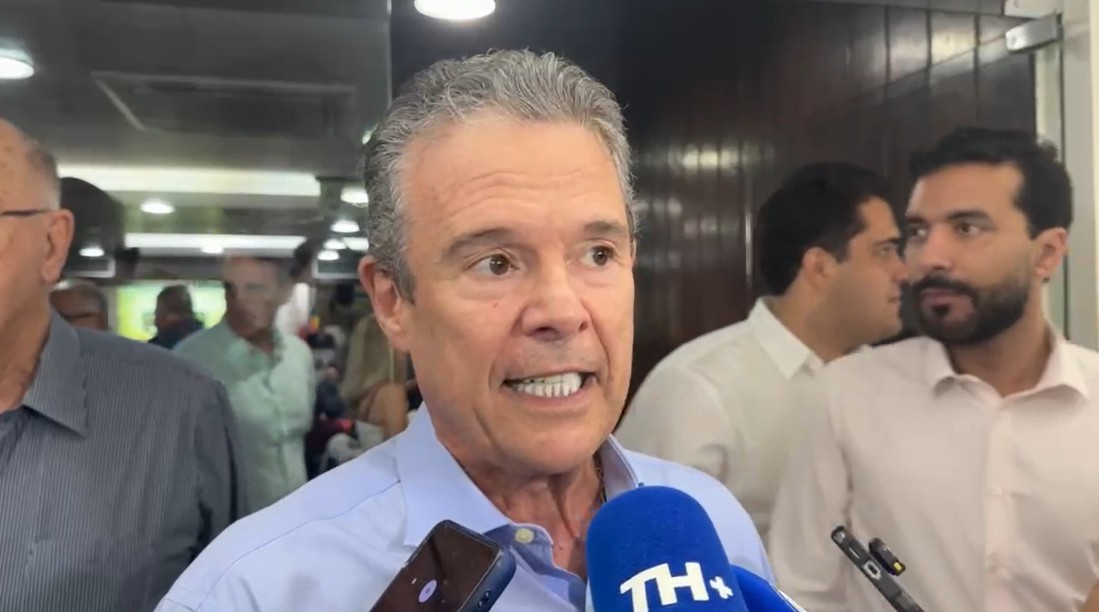 Integrante do partido de Caiado, ministro se diz “à vontade” no governo de Lula