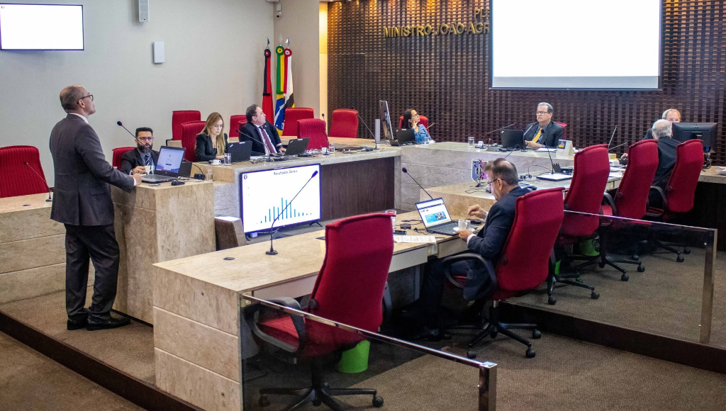 TCE-PB aponta mais de 2 mil pontos de alerta em 223 municípios sobre prestação de contas