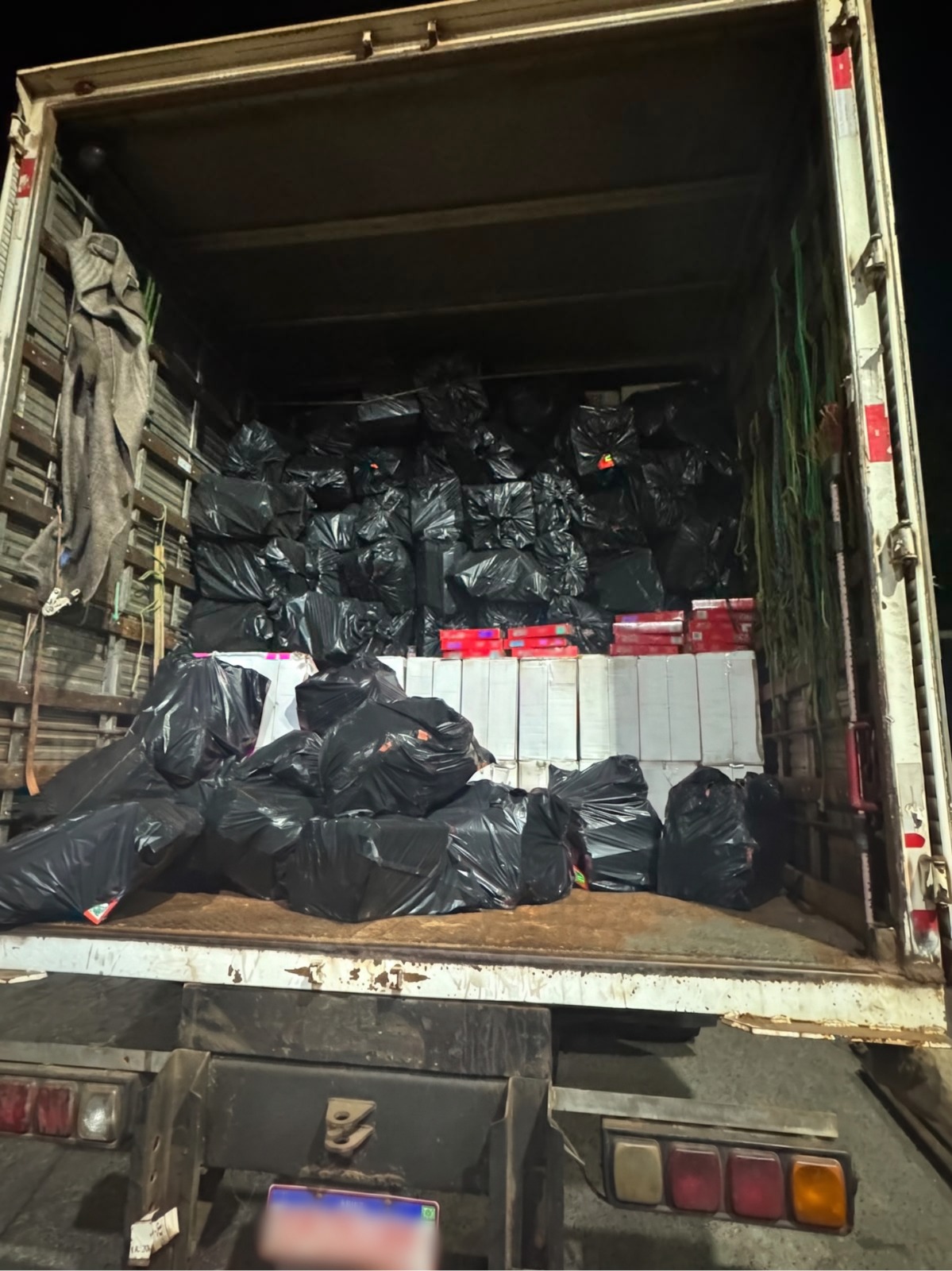 PRF apreende mais de 25 mil pacotes de cigarros contrabandeados na PB