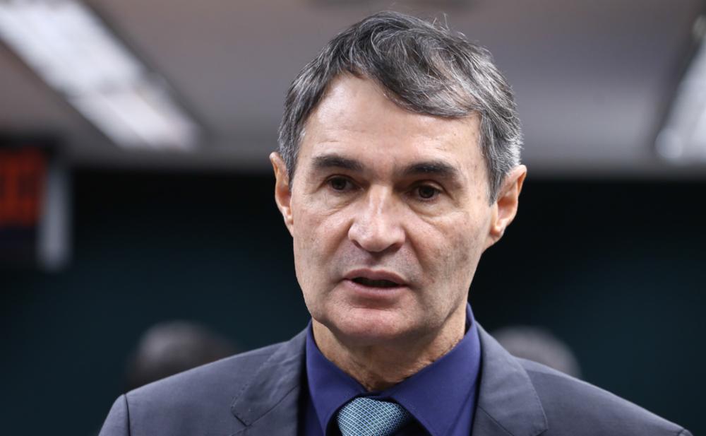 Romero Rodrigues divulga carta de agradecimento aos eleitores