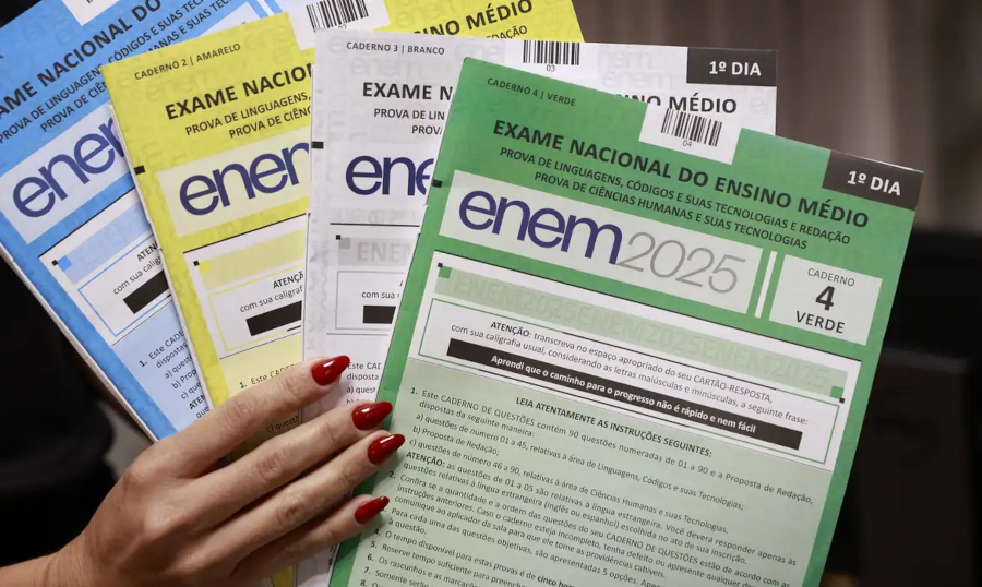 Enem: entenda como funciona a correção e por que acertos iguais geram notas diferentes