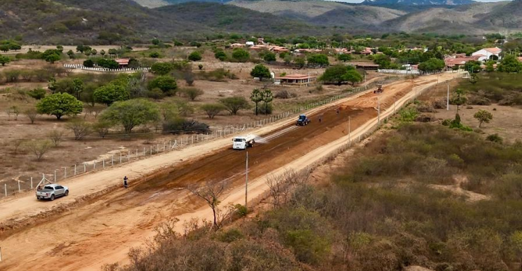 Obras de infraestrutura do DER-PB avançam no alto Sertão da PB