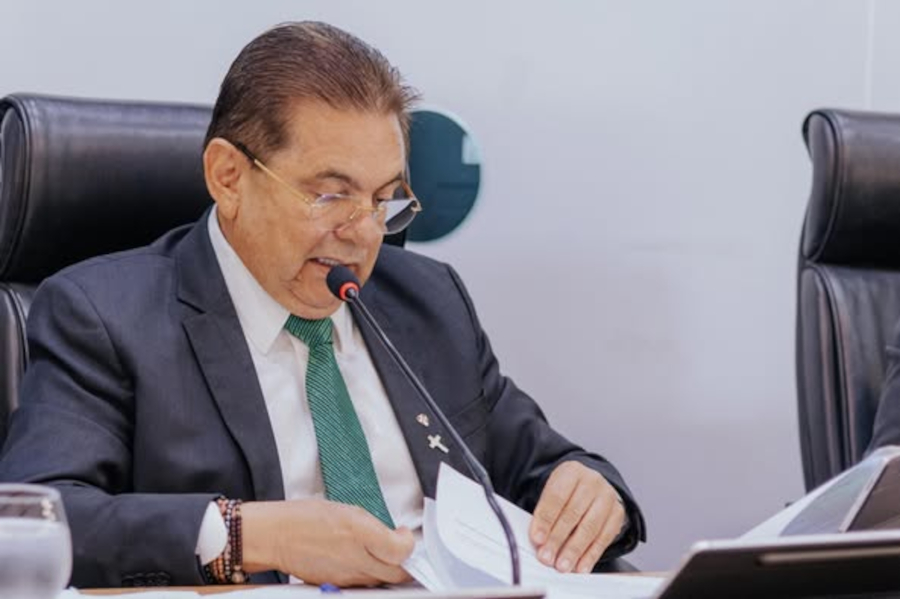 Adriano Galdino: “Eduardo não tem a menor condição de disputar a presidência da Assembleia”