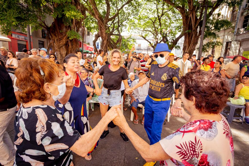 Sabadinho Bom traz o grupo VG Samba Entre Amigos neste sábado