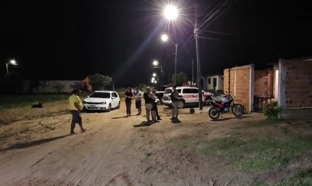 Homem é assassinado a tiros durante festa de aniversário em Alhandra