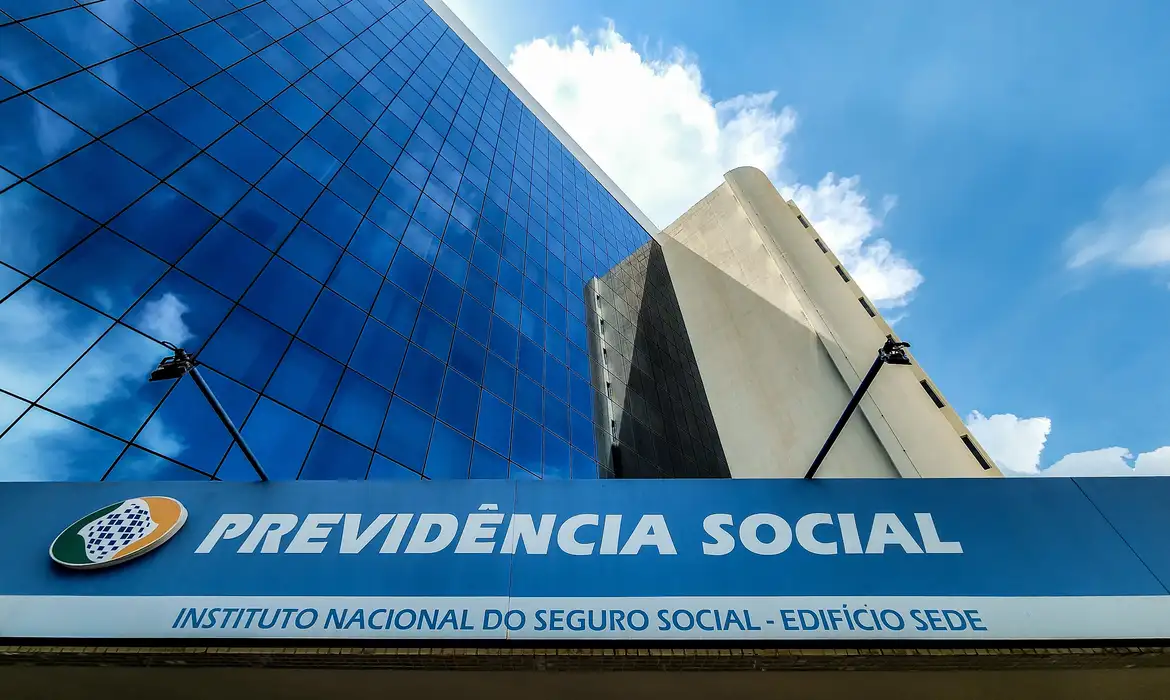 Dezoito condições de saúde dão direito a benefícios do INSS sem carência
