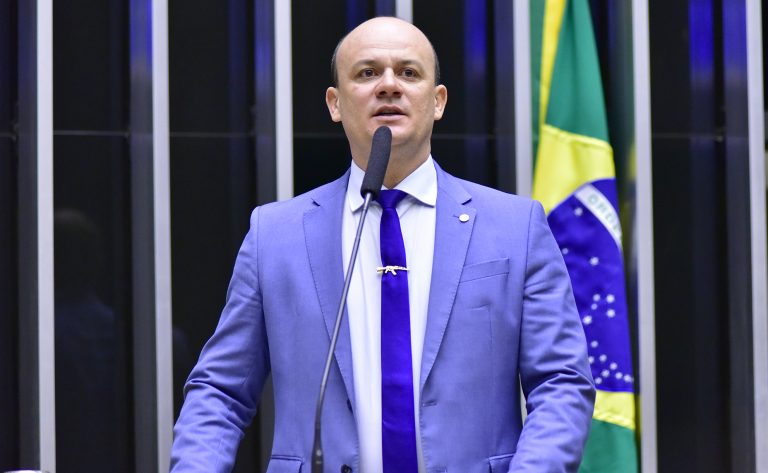 Cabo Gilberto critica Flávio Dino e diz que ministro cometeu crime