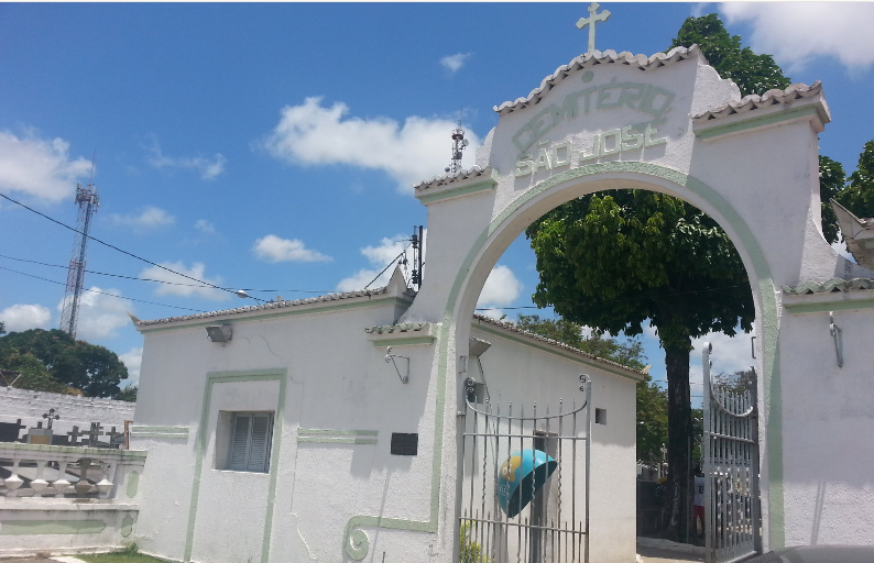 Corpo é desenterrado e queimado em cemitério de João Pessoa