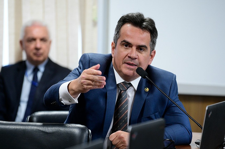 União Brasil e Progressistas já cogitam apoio a Flávio Bolsonaro no 2º turno