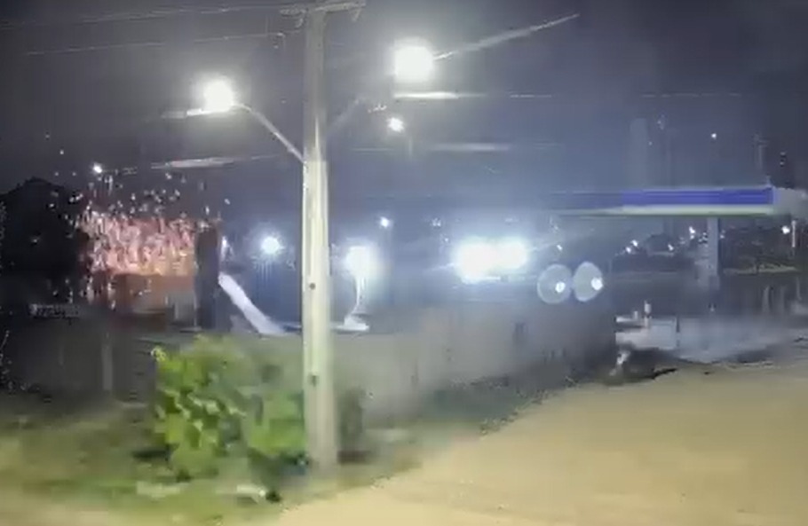 Posto de combustíveis é alvo de explosão no bairro Altiplano em João Pessoa