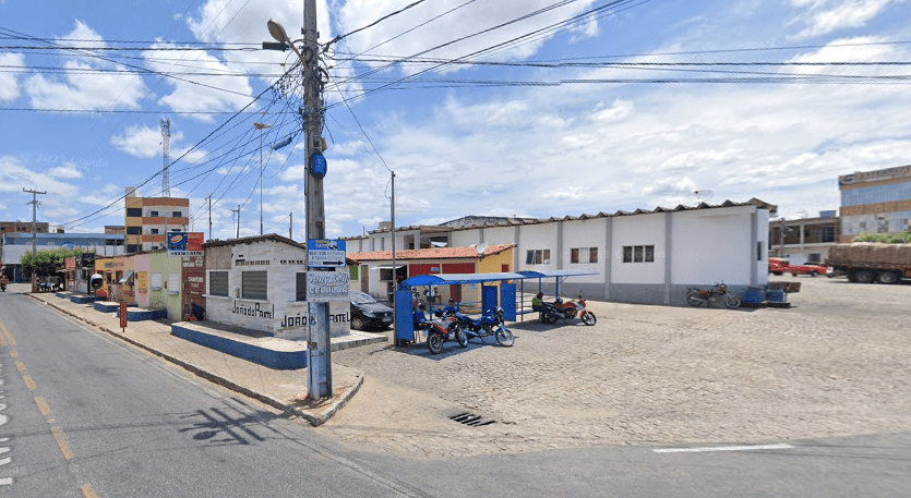 Prefeito de Piancó é intimado pelo TCE sobre doação de terreno da rodoviária