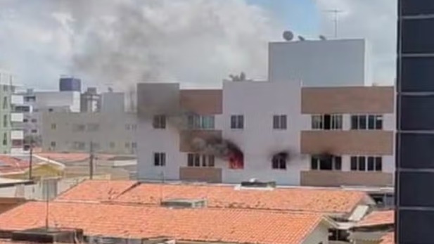 Incêndio atinge apartamento nos Bancários, em João Pessoa