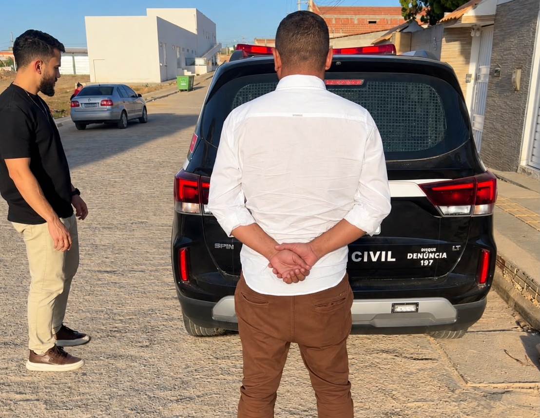Polícia Civil prende homem por invasão a casa de ex em Juru