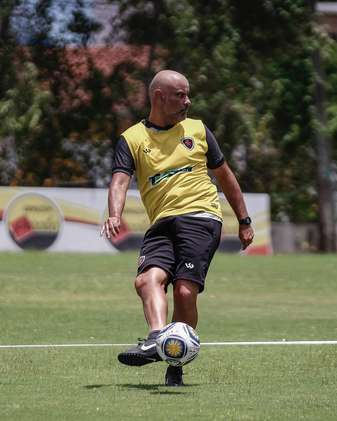 Cristian de Souza, técnico do Botafogo-PB