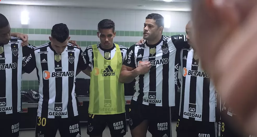 Hulk volta a ser capitão em 2024 e confirma negociação para renovar com o Atlético-MG
